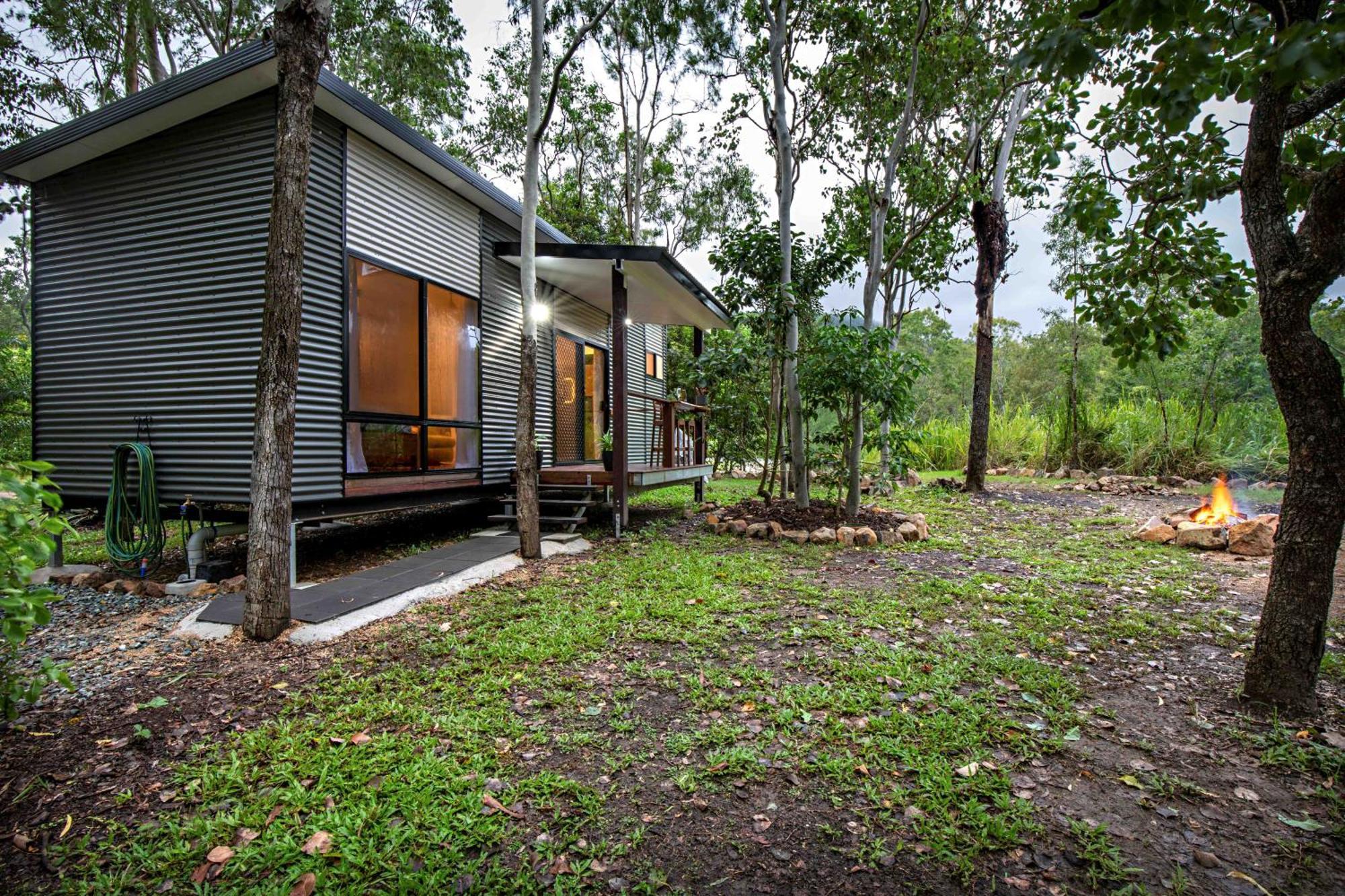 Airlie Beach Eco Cabins - Adults Only Εξωτερικό φωτογραφία